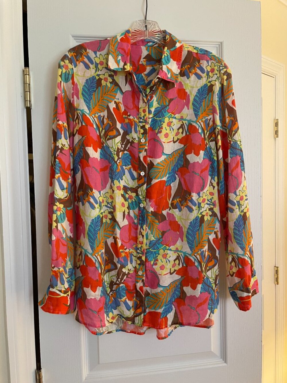 J Mc Laughlin size S linen button down